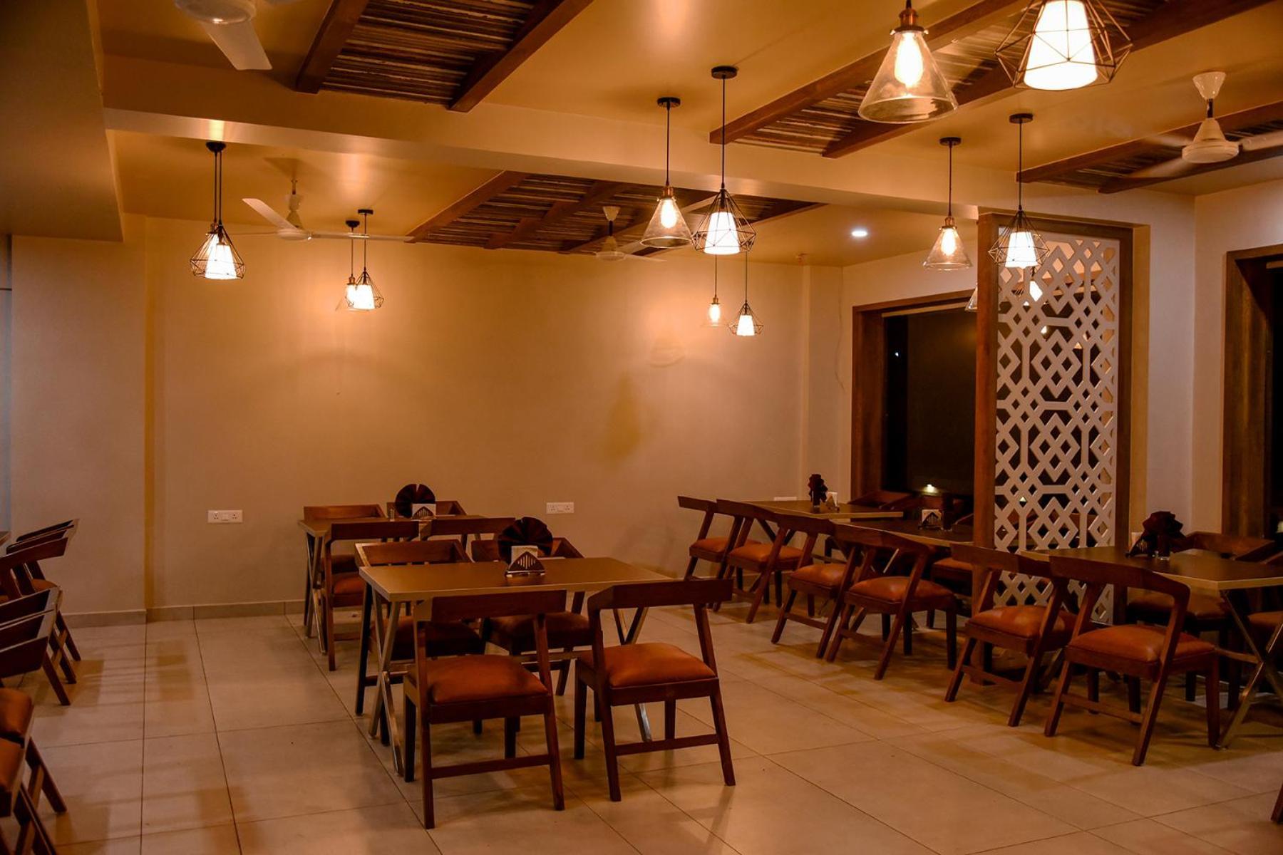 Hotel Shahi Executive Malkapur  المظهر الخارجي الصورة
